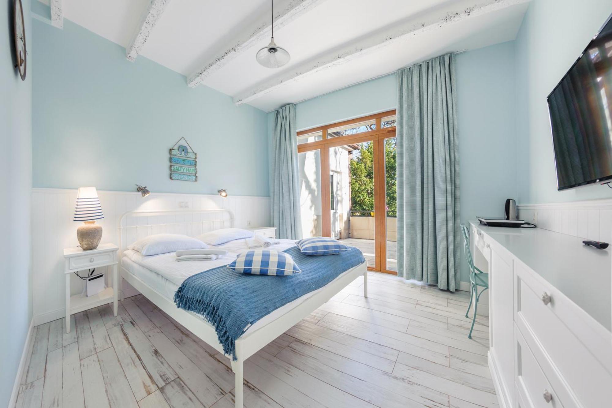Apartamenty Sun & Snow Blekitna Laguna يوراتا المظهر الخارجي الصورة